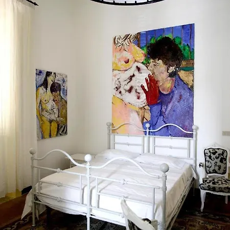 Cuba's Art House Apartment Palermo